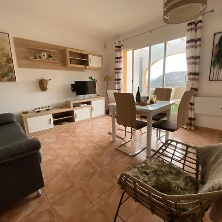 Casa Lieja - *