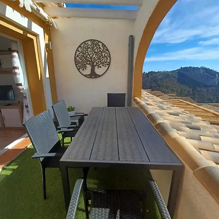 Casa Lieja - *